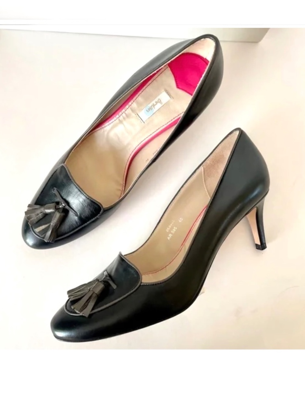 Boden Black Leather Pumps Tassel Heels Almond Toe Women EU 40 NEW